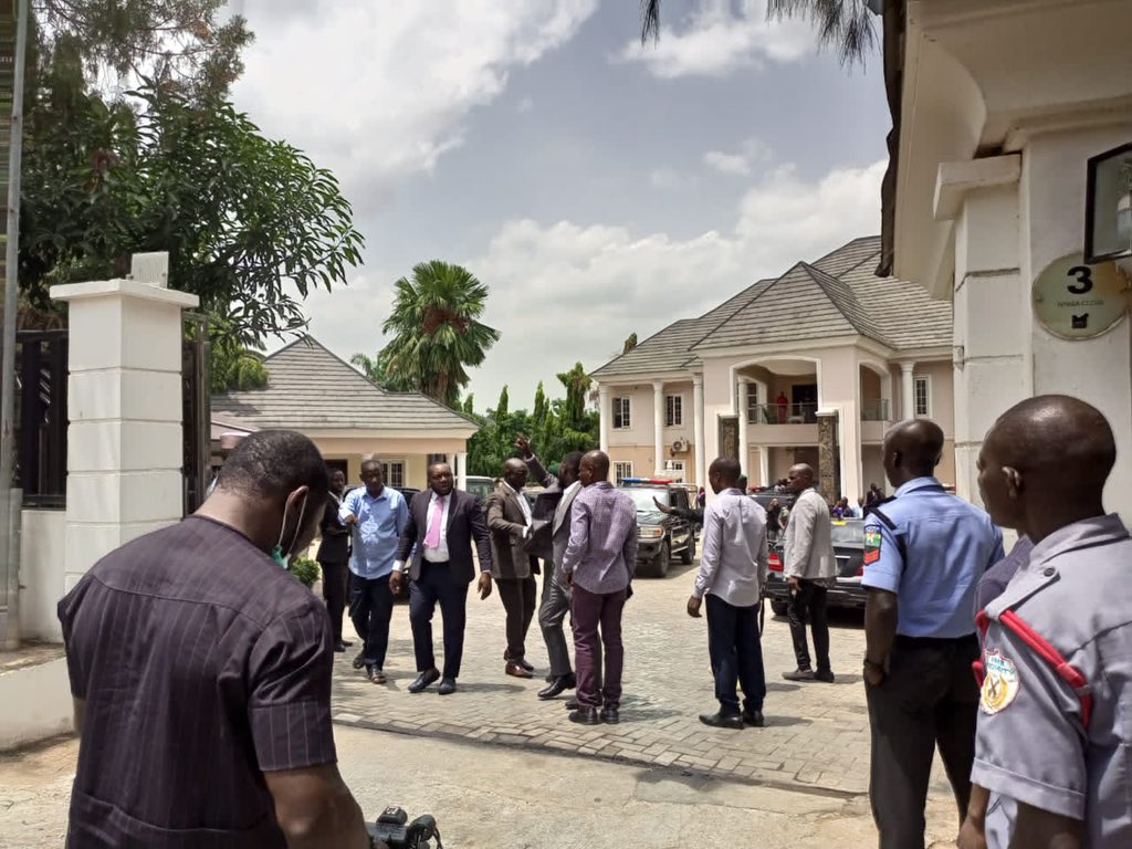 Just In! EFCC Arrests Okorocha